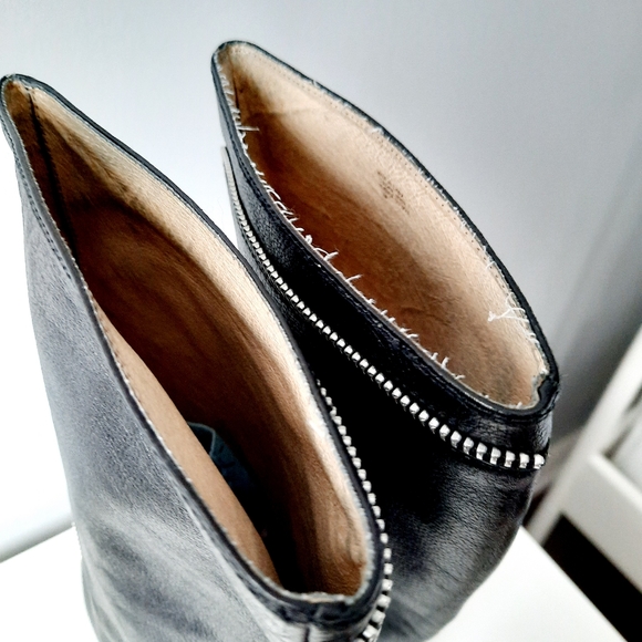 Michael Kors Leather boots with zipper design - Picture 7 of 10